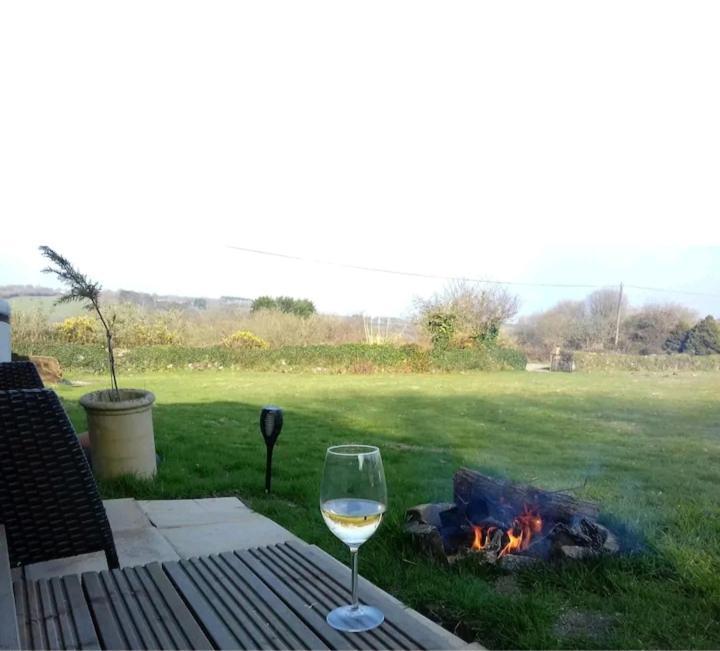 Hotel Treguth Glamping Unique Experience - Themed Huts Saint Day Esterno foto
