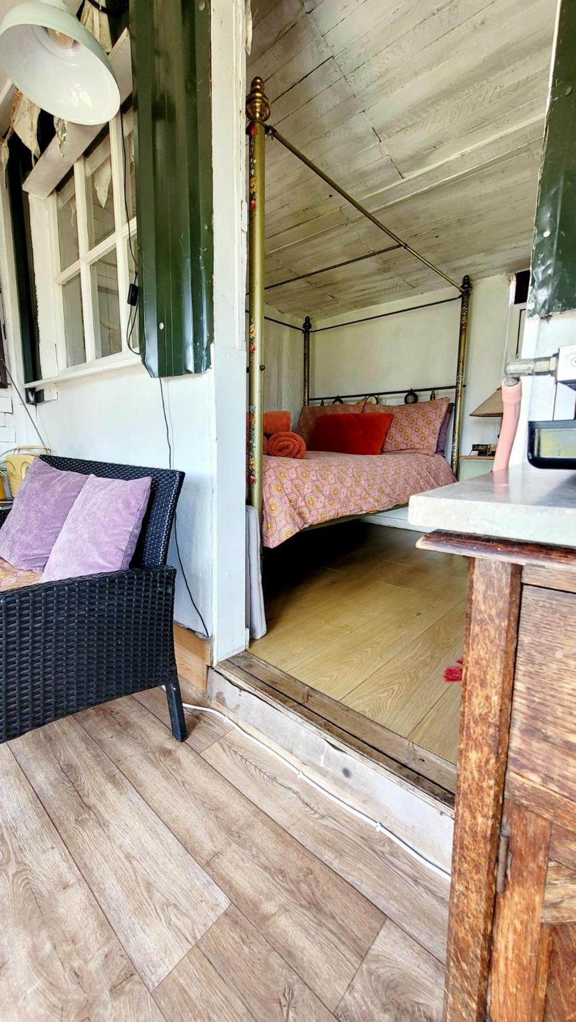 Hotel Treguth Glamping Unique Experience - Themed Huts Saint Day Esterno foto