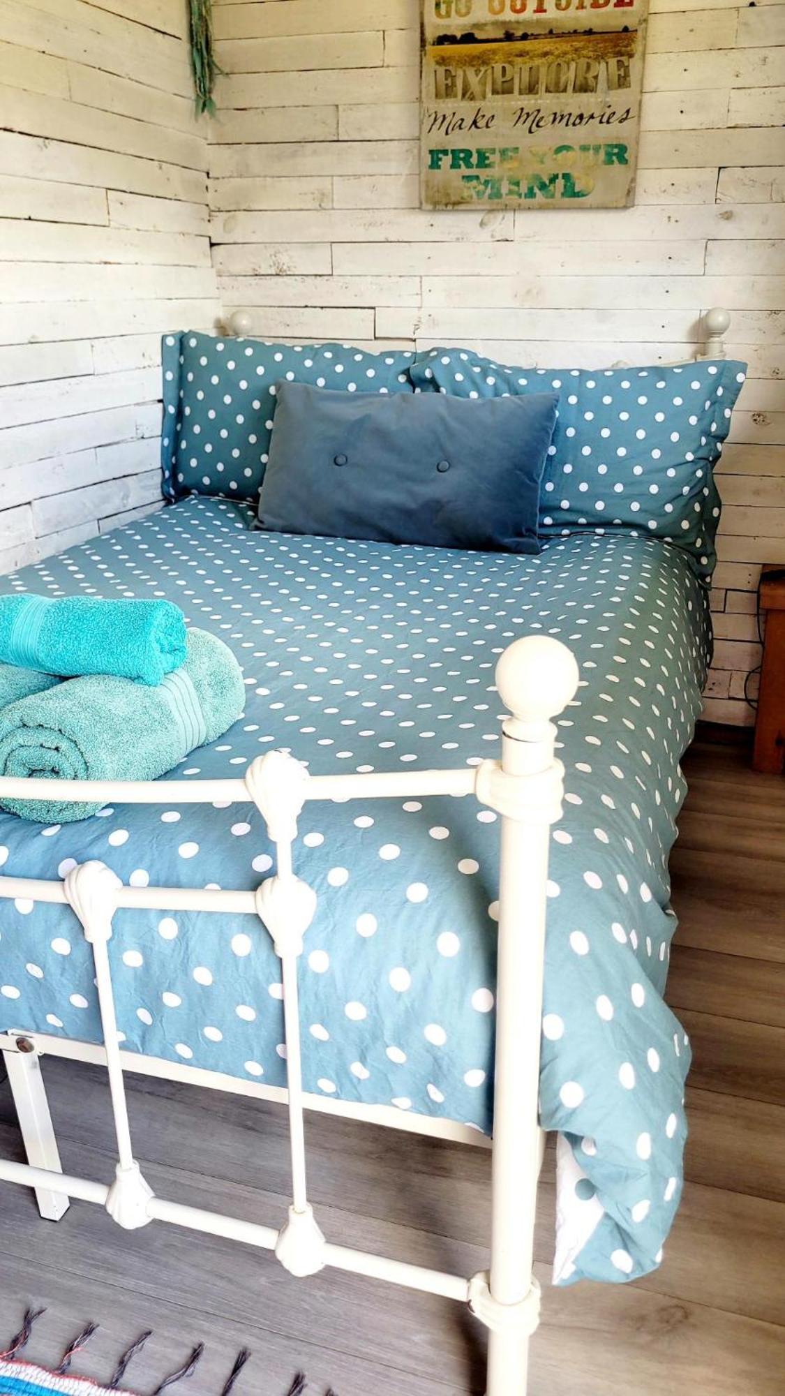 Hotel Treguth Glamping Unique Experience - Themed Huts Saint Day Esterno foto