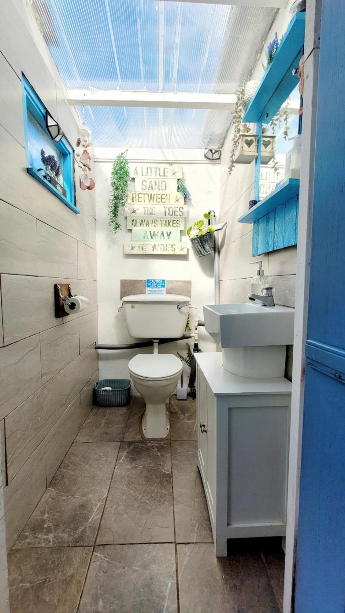 Hotel Treguth Glamping Unique Experience - Themed Huts Saint Day Esterno foto