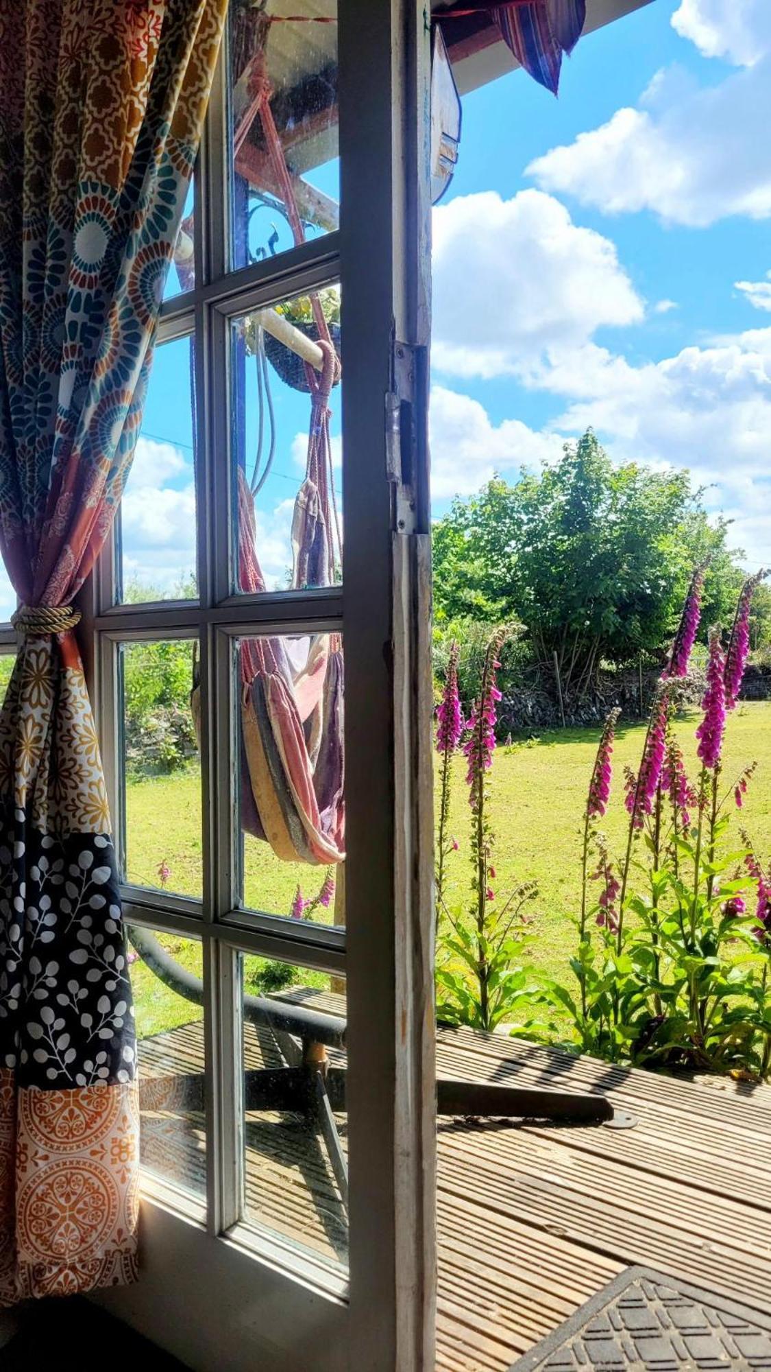 Hotel Treguth Glamping Unique Experience - Themed Huts Saint Day Esterno foto